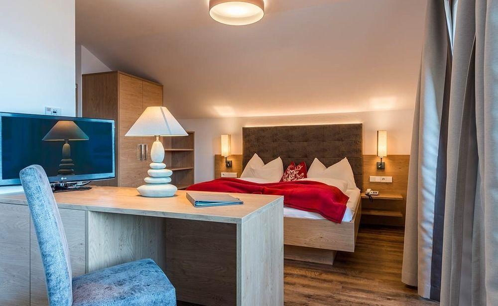 Hotel Alpenfrieden Maranza Kültér fotó