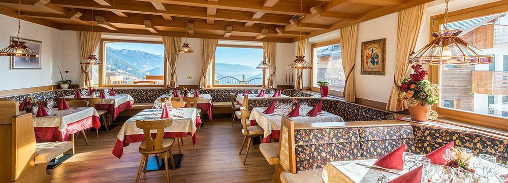 Hotel Alpenfrieden Maranza Kültér fotó
