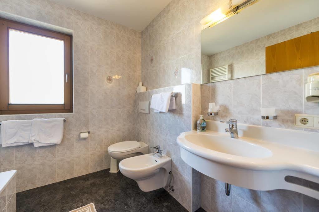 Hotel Alpenfrieden Maranza Kültér fotó